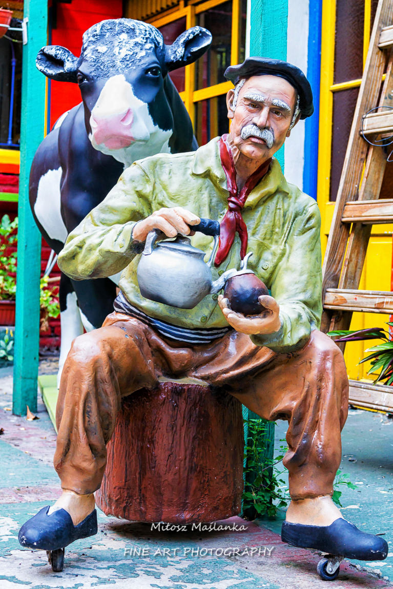 Statue of gaucho