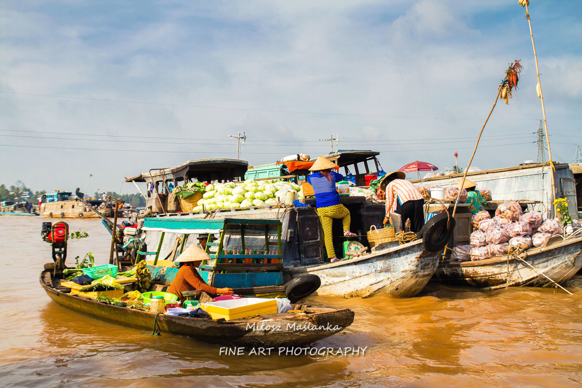 Floating market