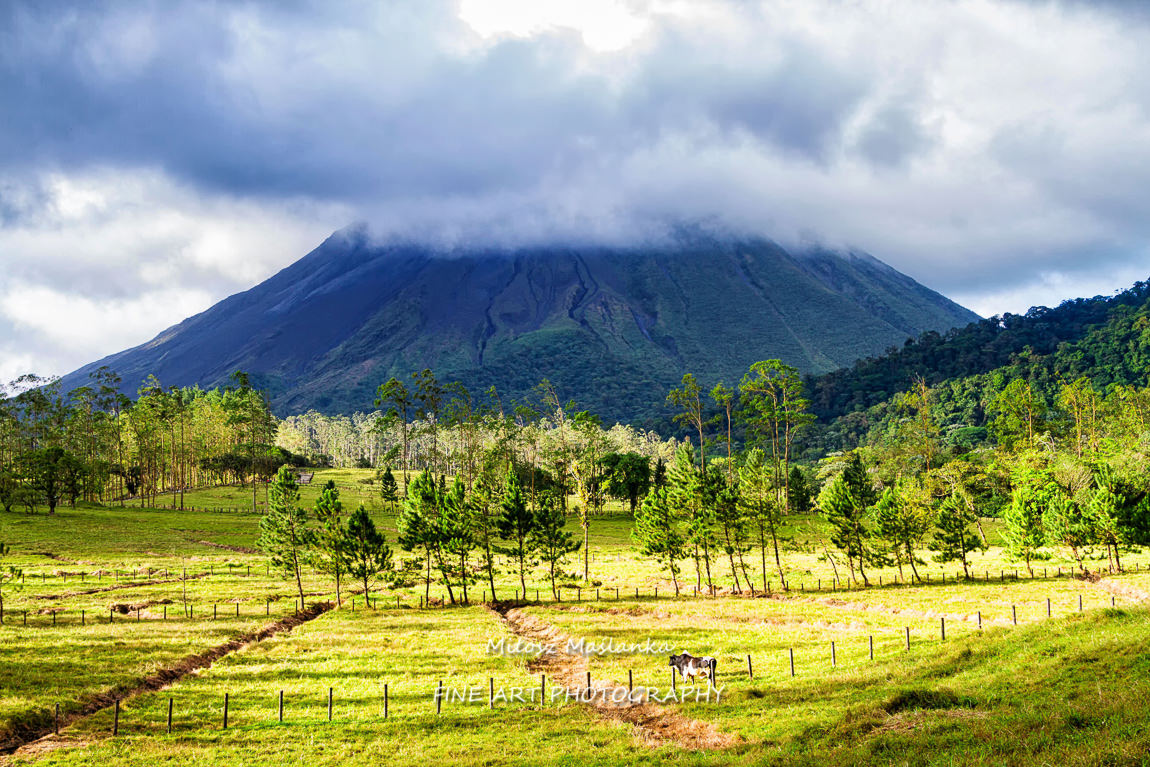 Arenal volcano in Parque Nacional Volcan Arenal, Costa Rica